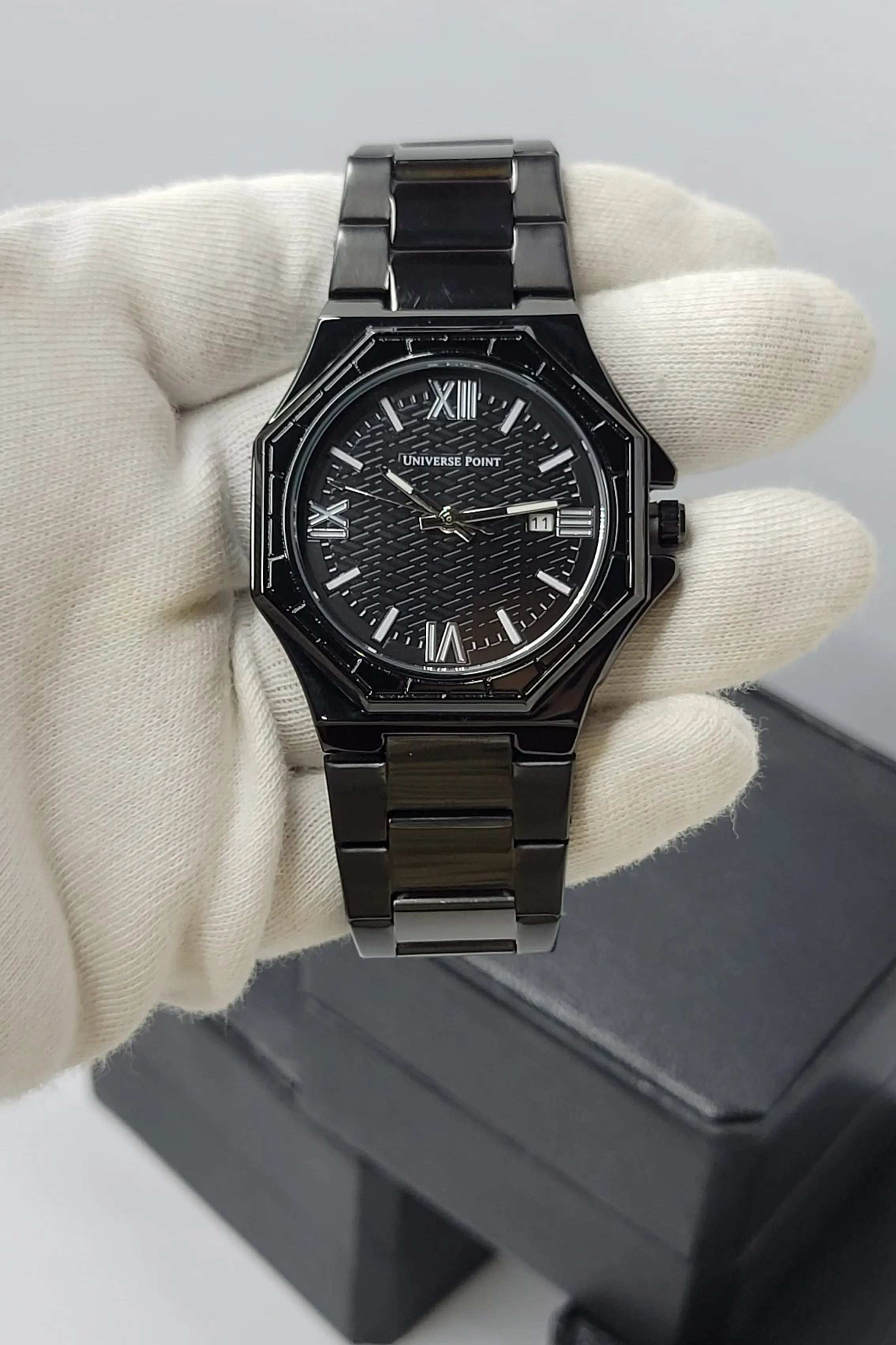 Universe Point Premium Black
